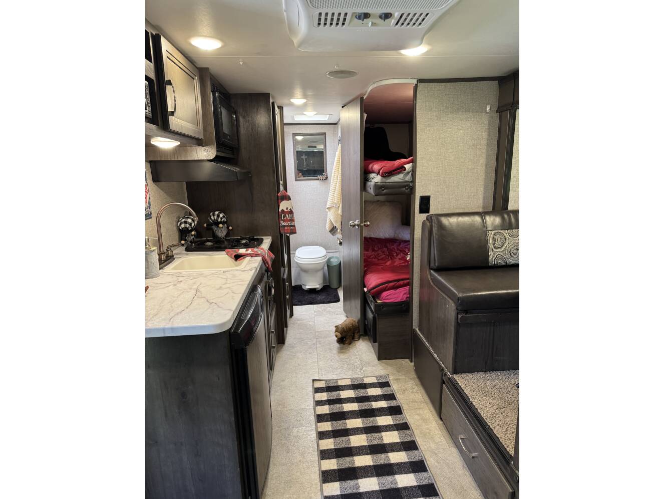 A photo of this 2020 Jayco JAY FLIGHT SLX 184BS