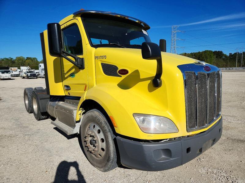 2017 PETERBILT 579 in Greenwell Springs, LA