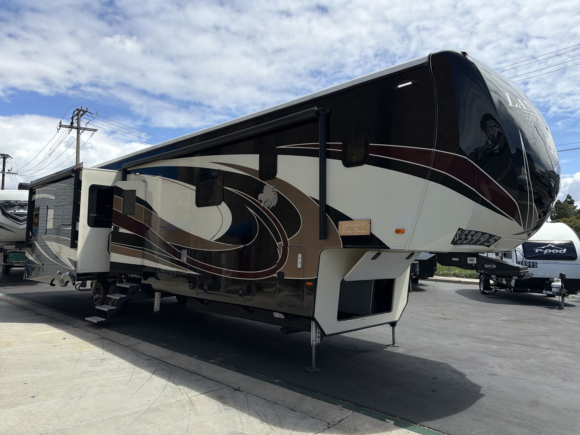 2018 Heartland LANDMARK 365 LM NEWPORT in fountain valley CA