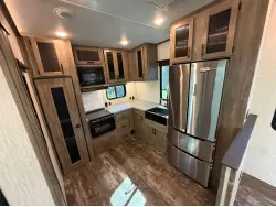 2020 FOREST RIVER SABRE 37FBT