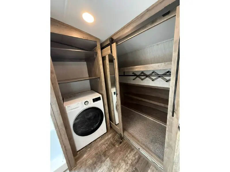 2020 FOREST RIVER SABRE 37FBT