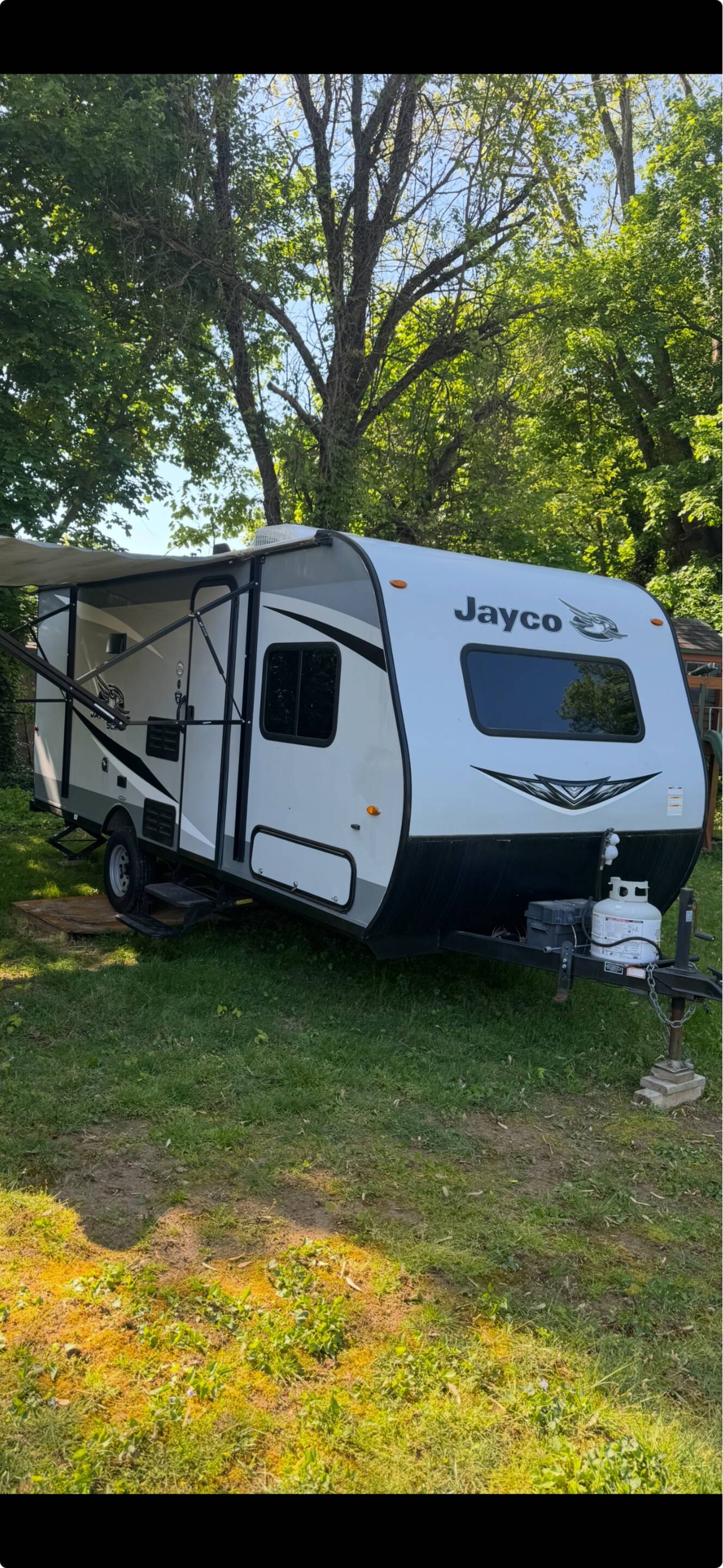 A photo of this 2020 Jayco JAY FLIGHT SLX 184BS