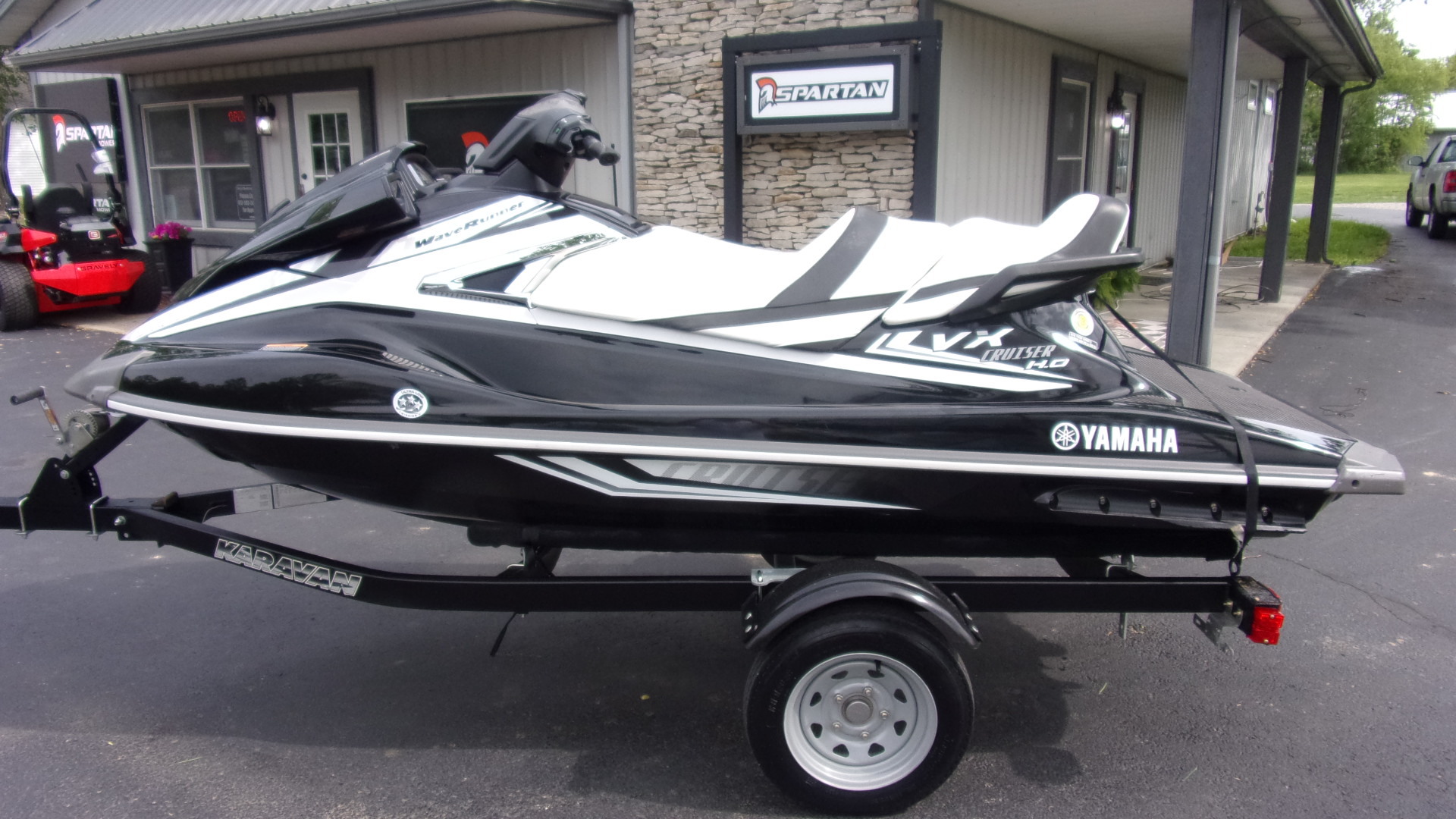 2016 Yamaha WAVERUNNER VX CRUISER HO CRUISER HO in Bedford, IN