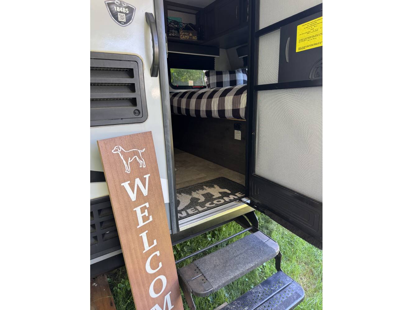A photo of this 2020 Jayco JAY FLIGHT SLX 184BS