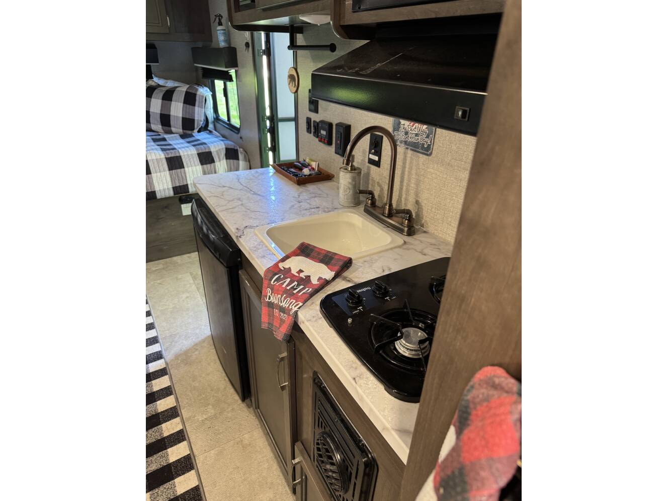 A photo of this 2020 Jayco JAY FLIGHT SLX 184BS