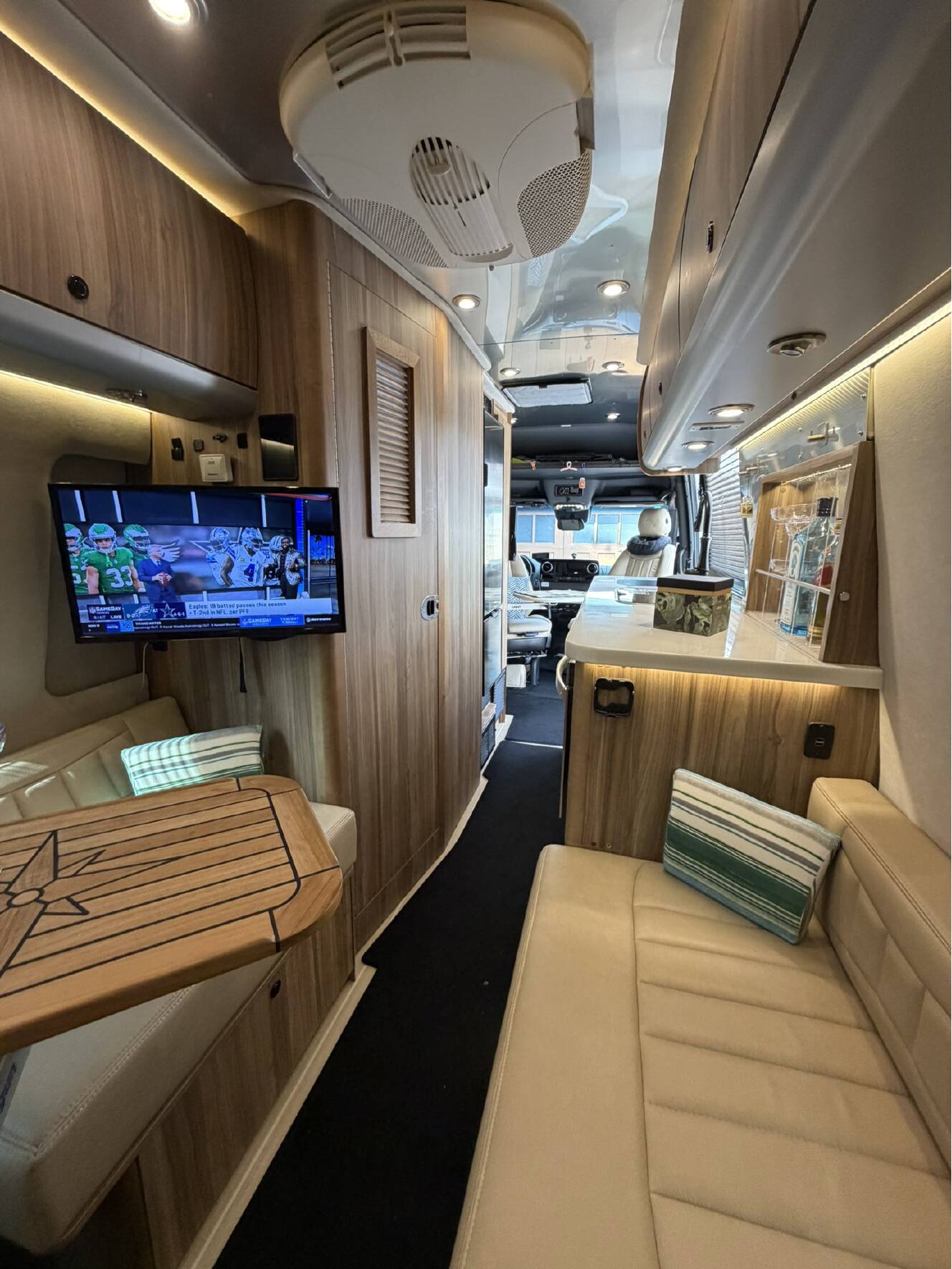 A photo of this 2022 Airstream TOMMY BAHAMA INTERSTATE GRAND TOUR