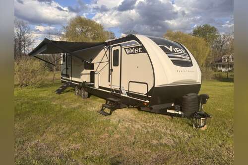 2024 Forest River VIBE 28BHE in brighton MI