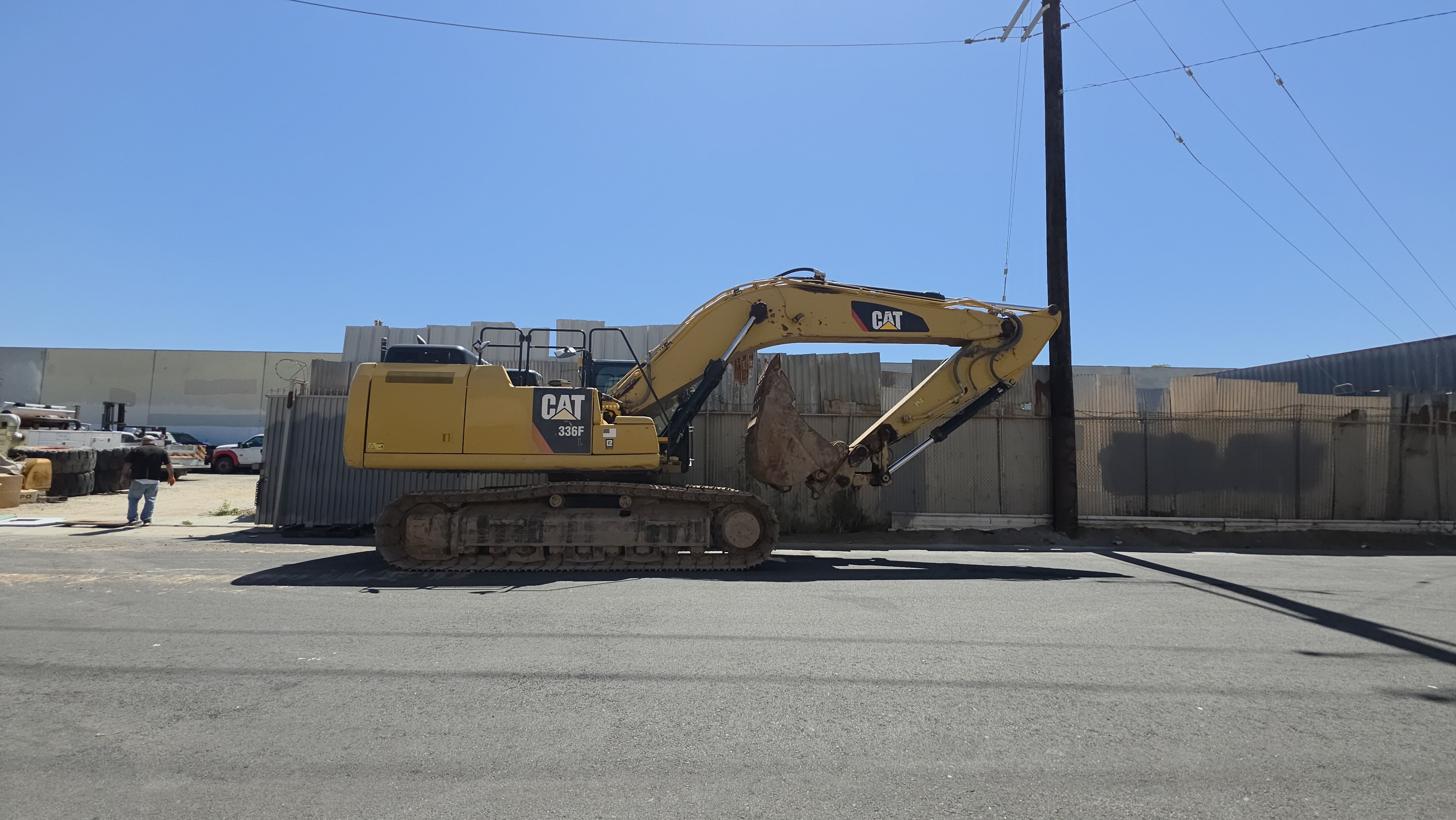 2018 CATERPILLAR 336FL in Los Angeles, CA