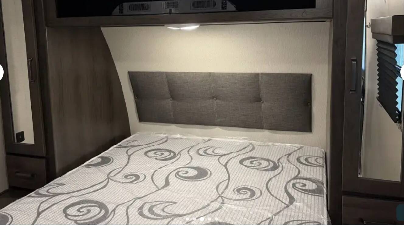 A photo of this 2022 Grand Design TRANSCEND 247BH