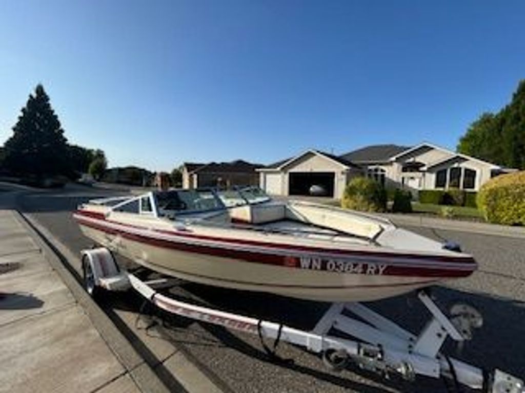 1990 Seaswirl 170 Spyder in richland WA