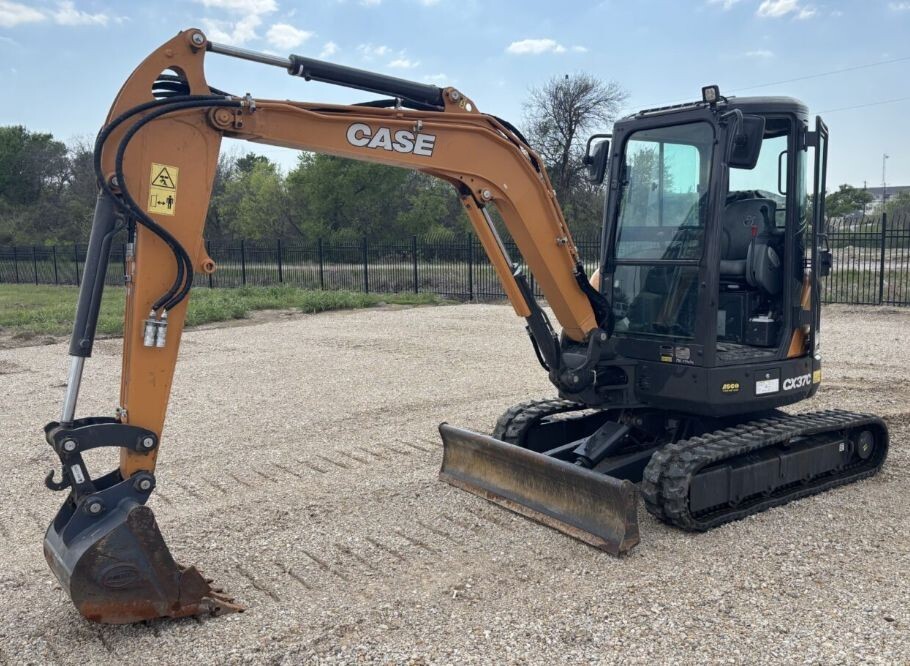 2024 Case CX37C in Bristol, PA