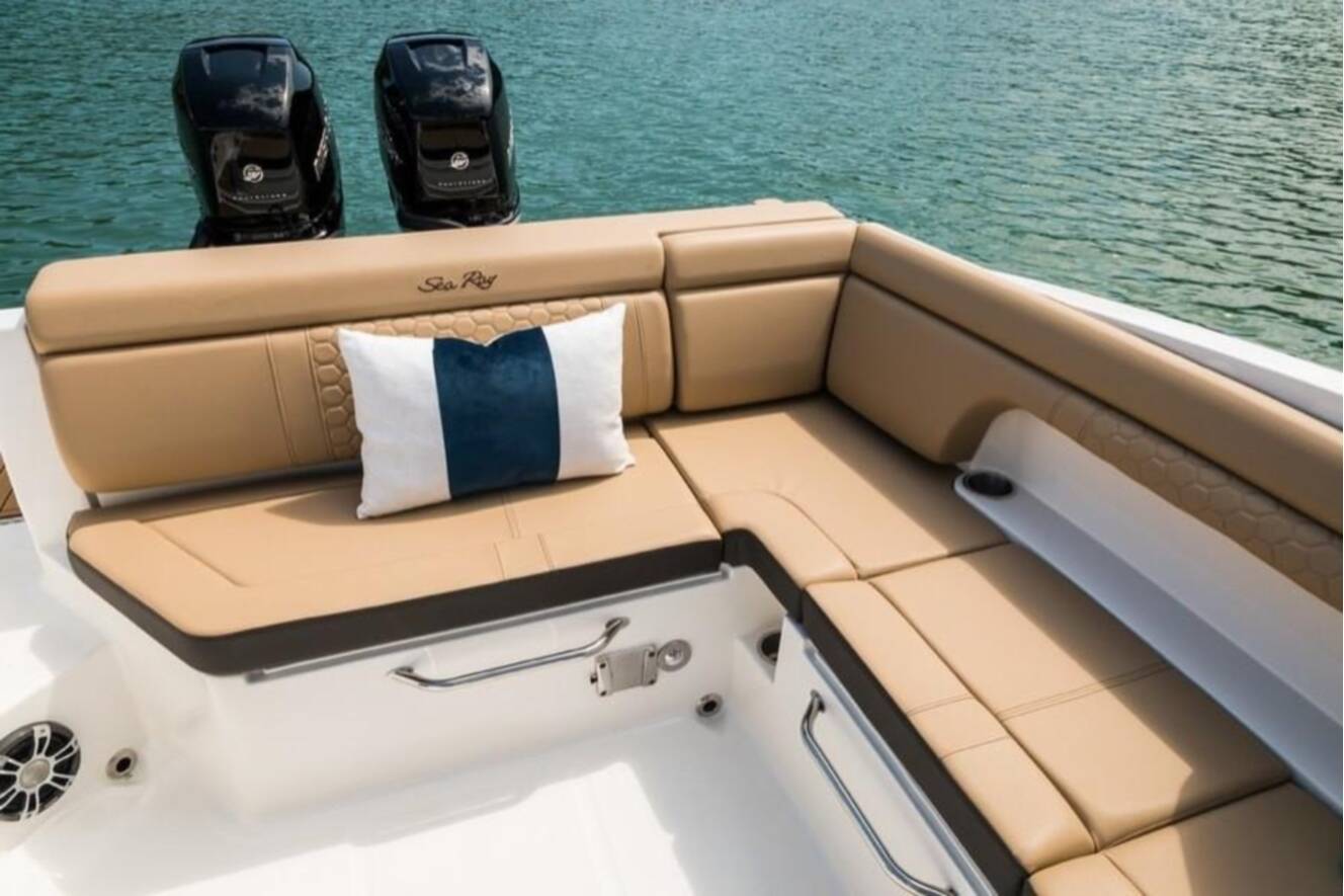 A photo of this 2026 Sea Ray SDX 290 Outboard