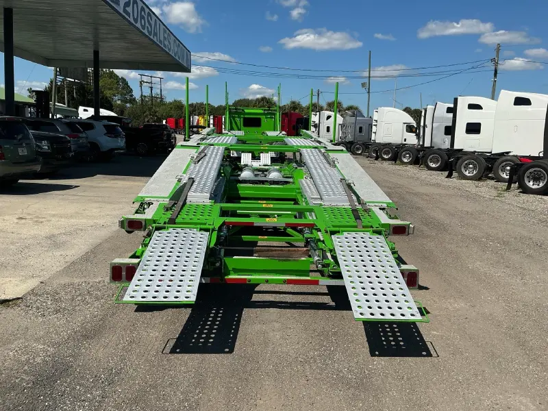 2024 Peterbilt 389