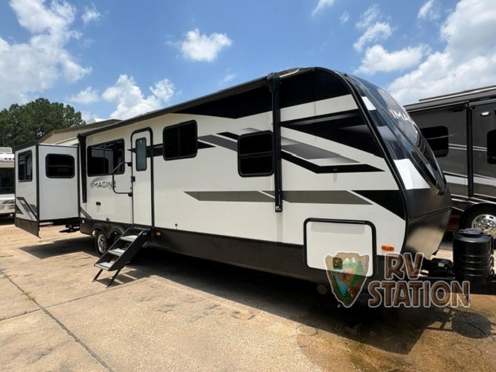 2024 Grand Design Imagine 3100RD in cleveland TX