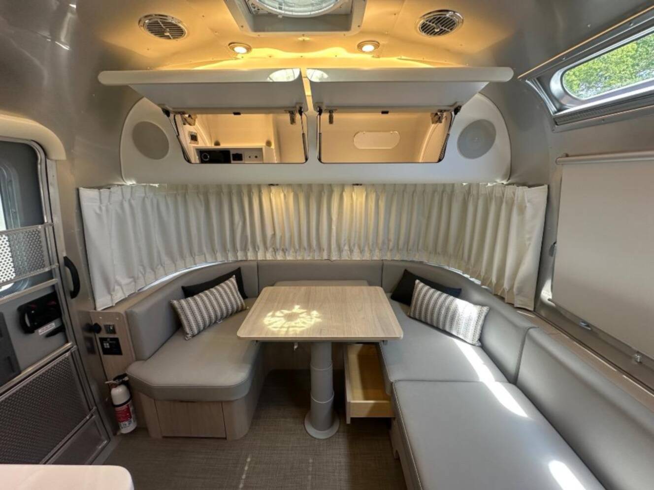 A photo of this 2026 Airstream Globetrotter 27FB