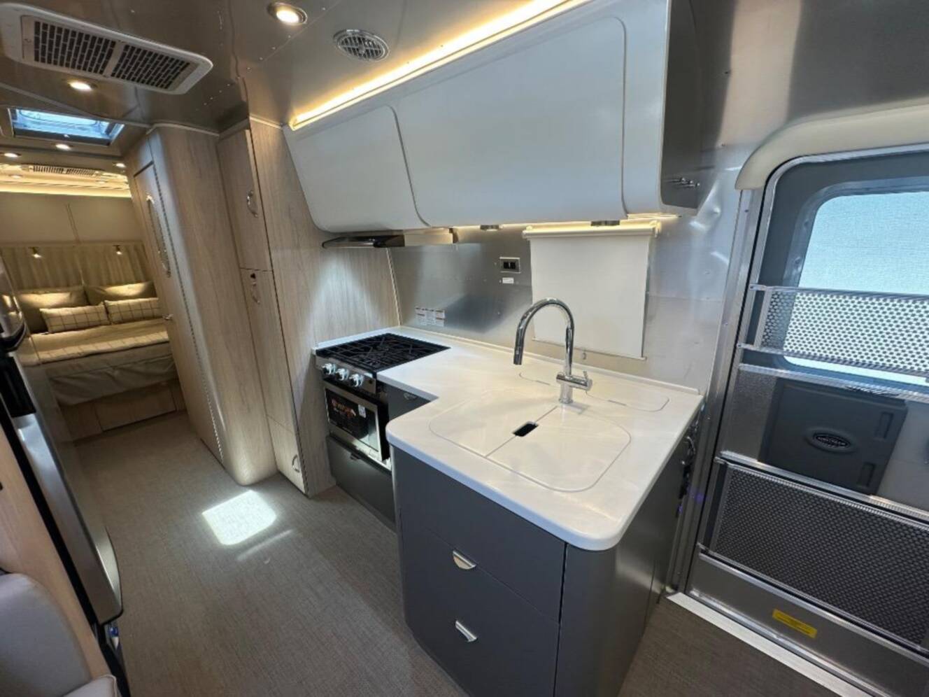 A photo of this 2026 Airstream Globetrotter 27FB