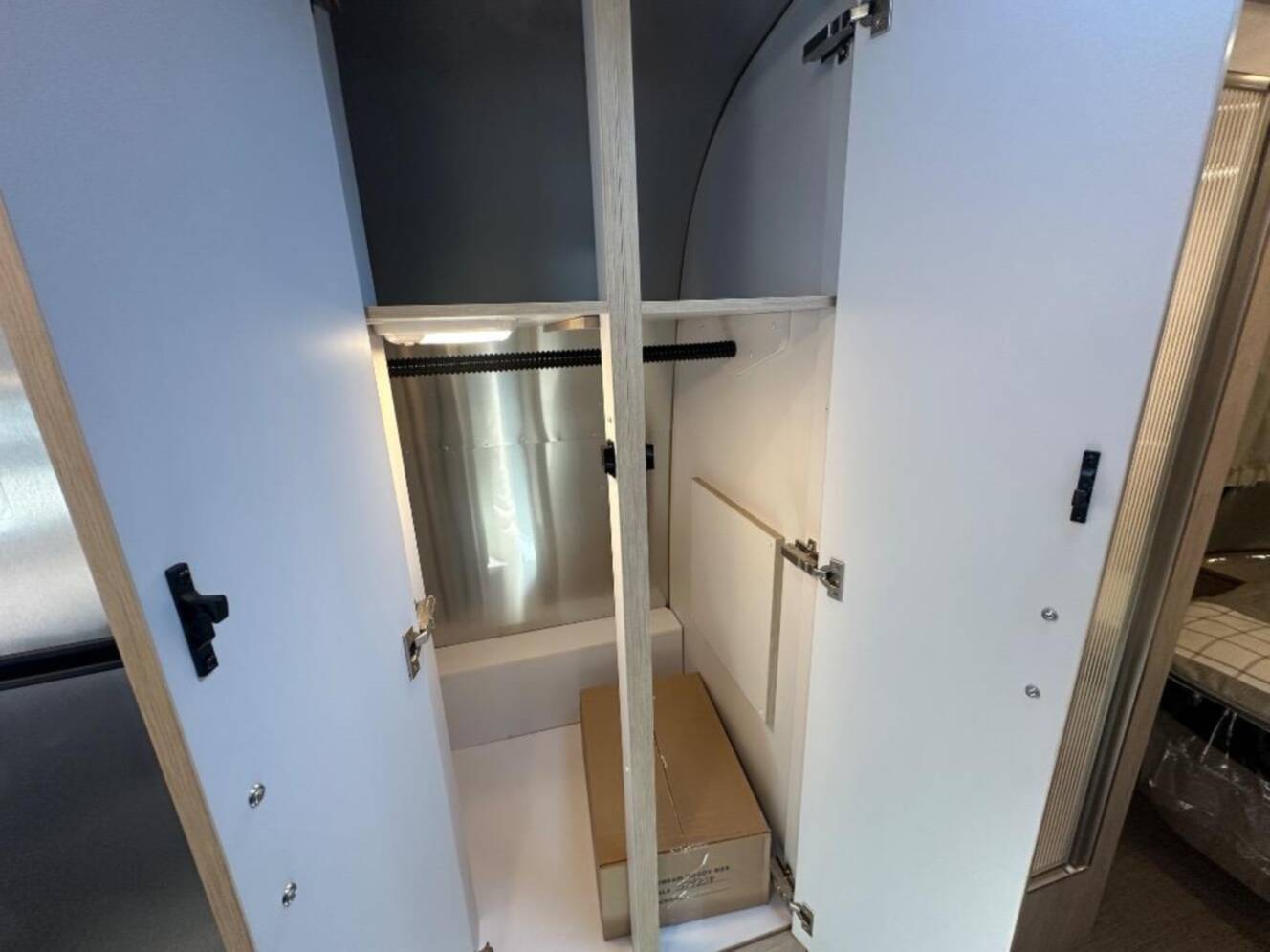 A photo of this 2026 Airstream Globetrotter 27FB