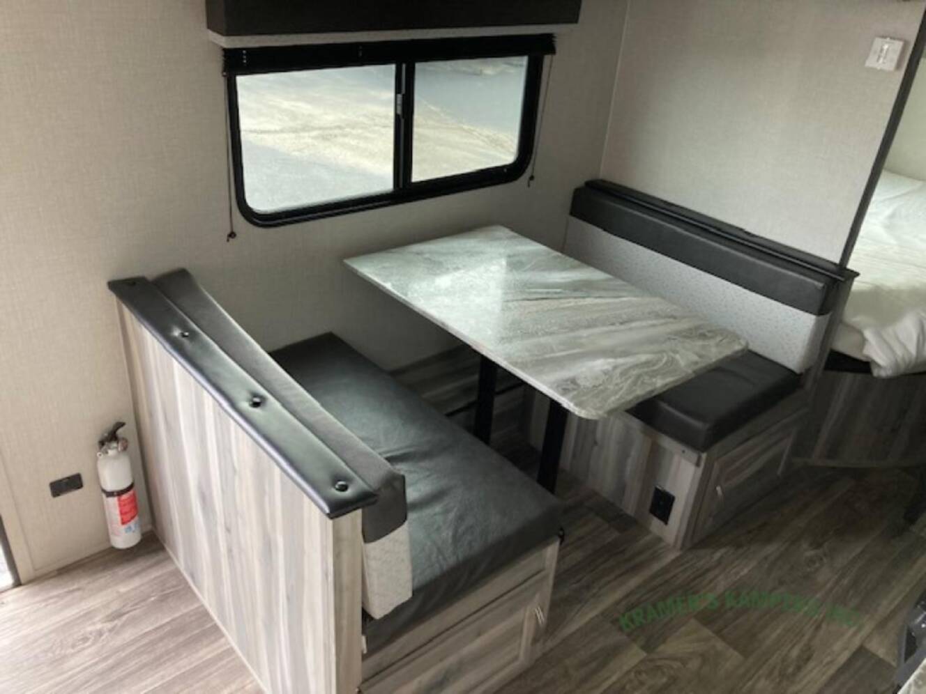 A photo of this 2022 Chinook DREAM D260BH