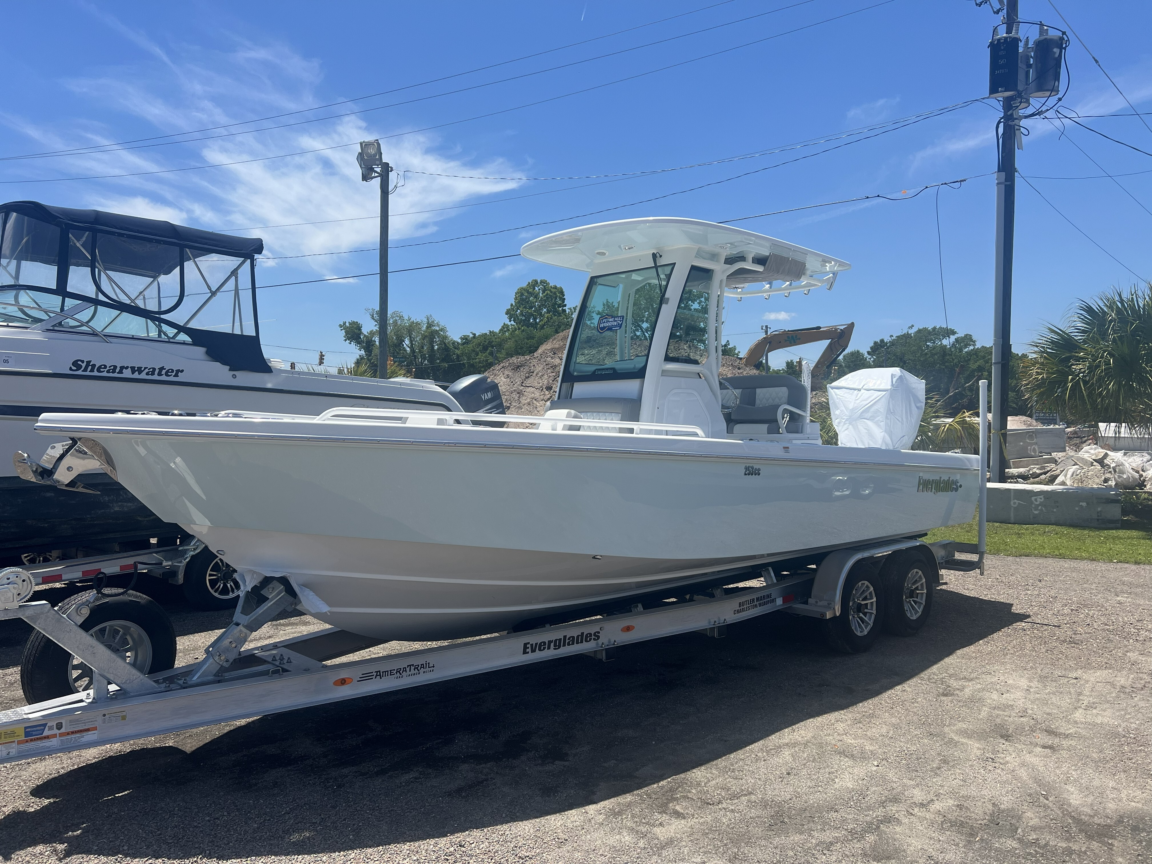 2026 Everglades Boats 253cc in charleston SC