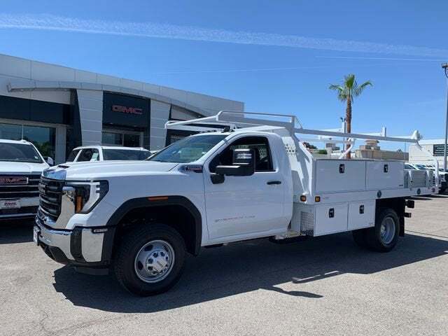 2026 GMC Sierra 3500 HD Chassis Cab in Paso Robles, CA