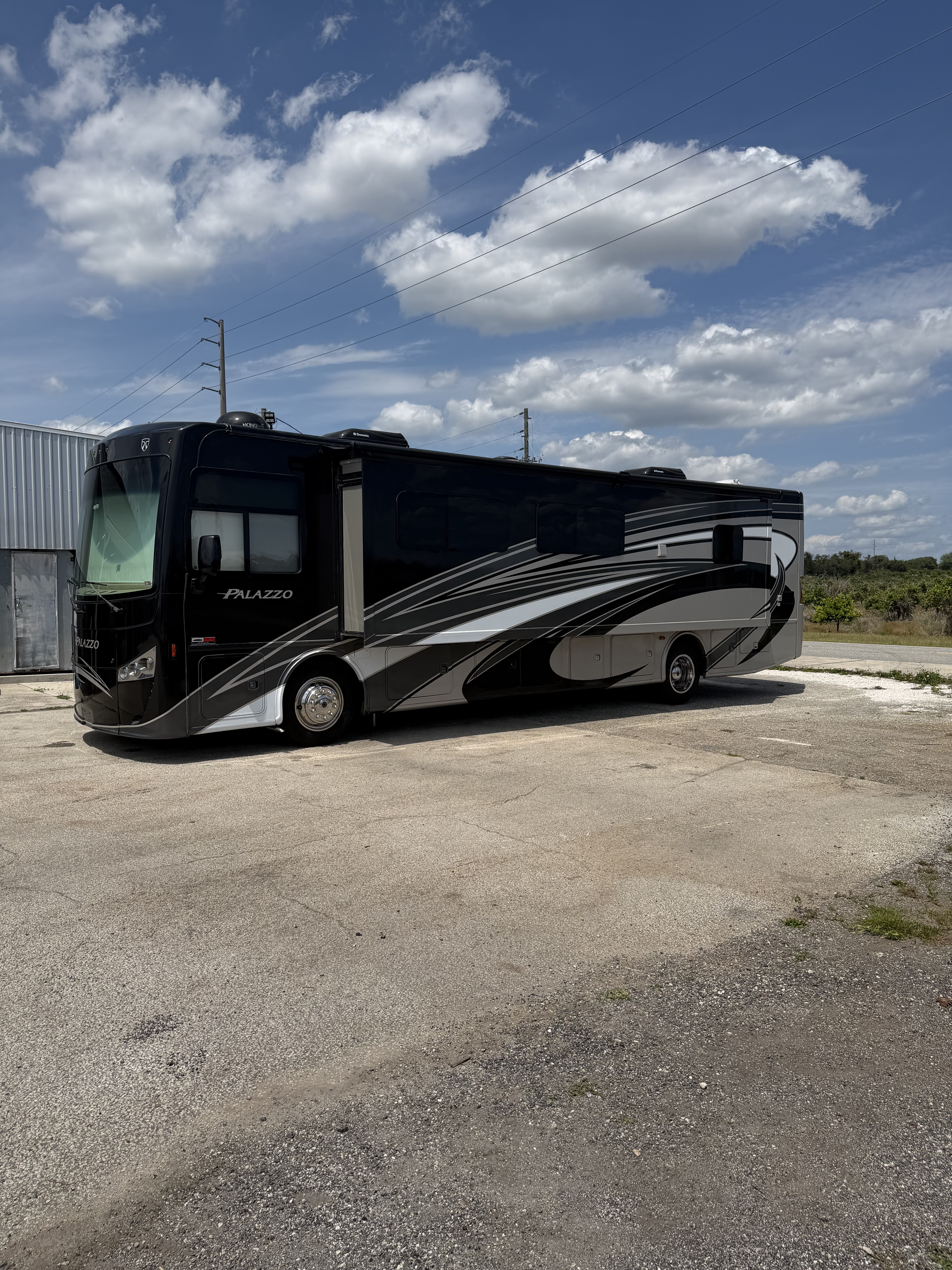 2016 Thor Motor Coach PALAZZO 36.1 RV
