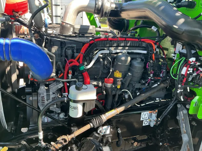 2024 PETERBILT 389