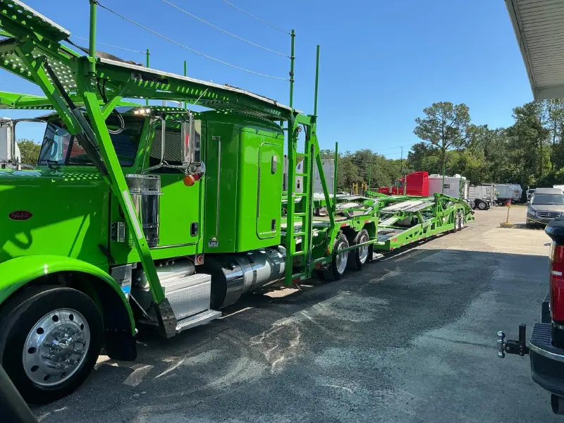 2024 PETERBILT 389