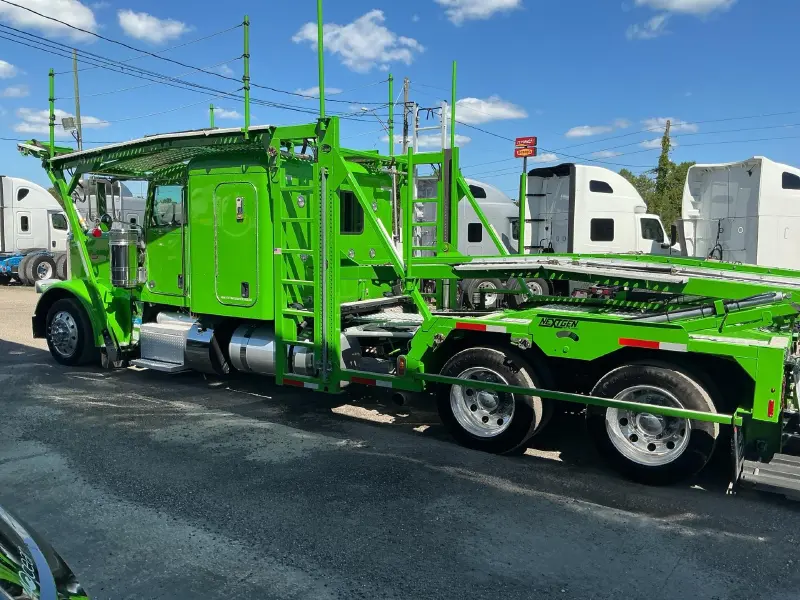 2024 PETERBILT 389