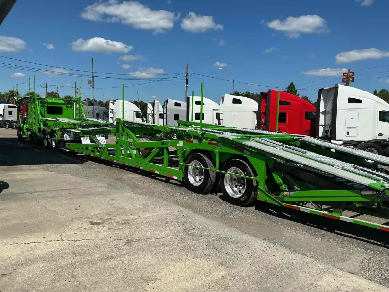 2024 PETERBILT 389