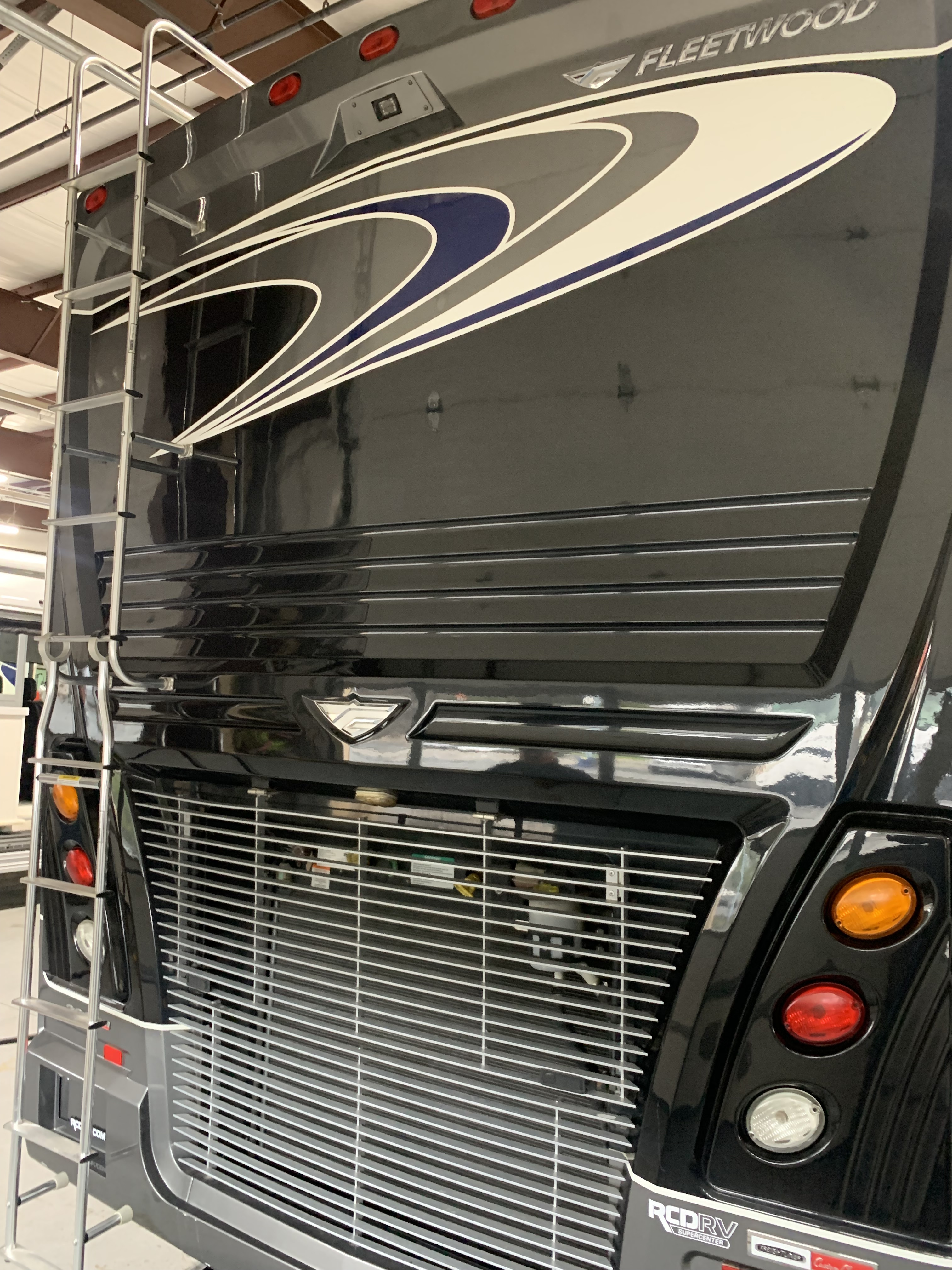 2019 Fleetwood DISCOVERY 38N in new symrna beach FL