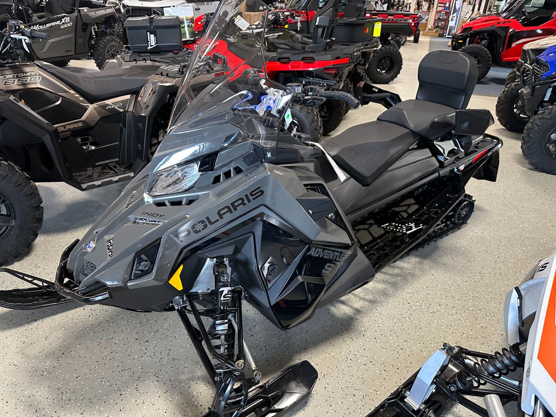 2025 Polaris ProStar S4 INDY Adventure 137 SC ES PROSTAR S4 ADVENTURE 137 in antigo WI