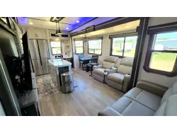 2021 Crossroads Cruiser 3311RD