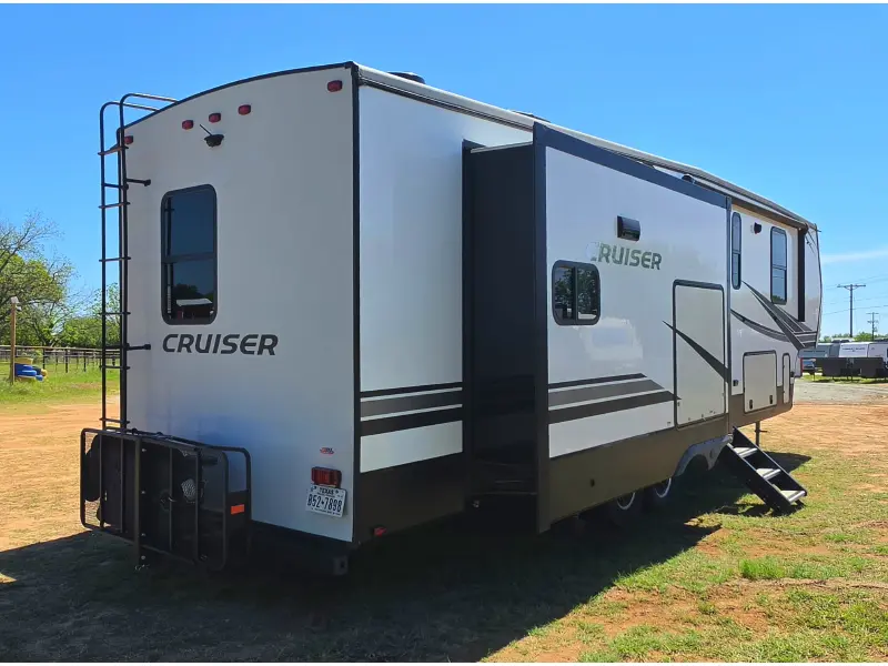2021 Crossroads Cruiser 3311RD