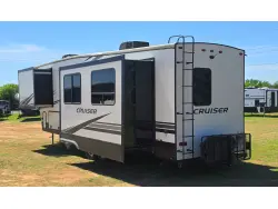 2021 Crossroads Cruiser 3311RD