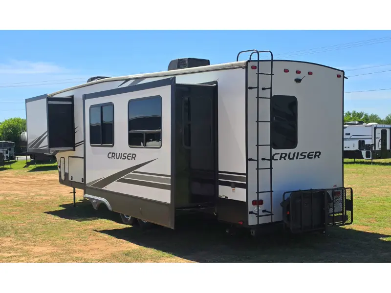 2021 Crossroads Cruiser 3311RD
