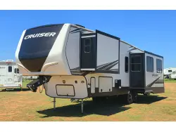 2021 Crossroads Cruiser 3311RD