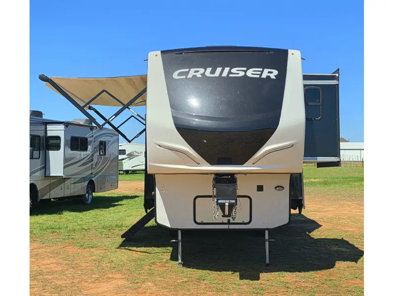 2021 Crossroads Cruiser 3311RD