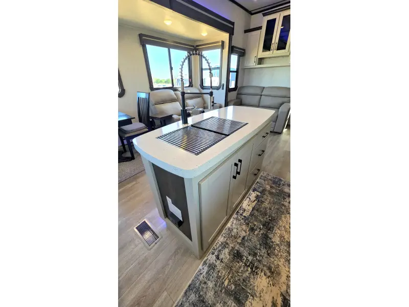 2021 Crossroads Cruiser 3311RD