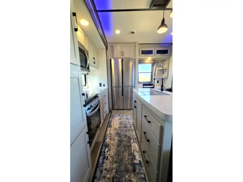 2021 Crossroads Cruiser 3311RD