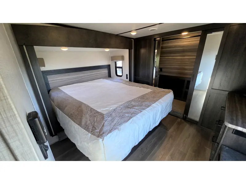 2021 Crossroads Cruiser 3311RD