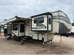 2021 FOREST RIVER SANDPIPER 379FLOK