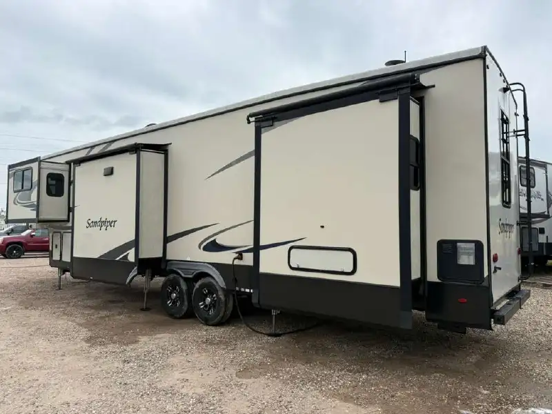 2021 FOREST RIVER SANDPIPER 379FLOK
