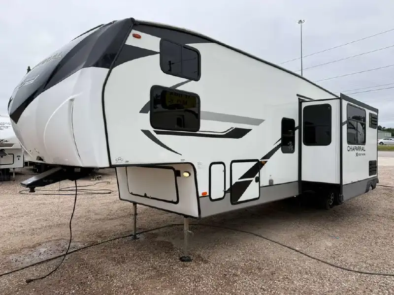 2023 COACHMEN CHAPARRAL 355FBX
