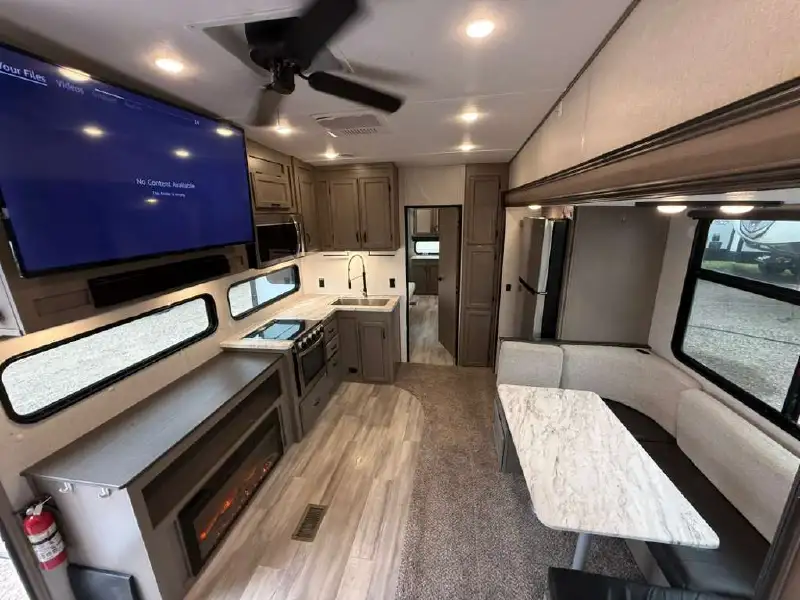2023 COACHMEN CHAPARRAL 355FBX