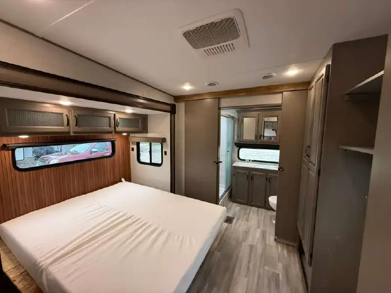 2023 COACHMEN CHAPARRAL 355FBX