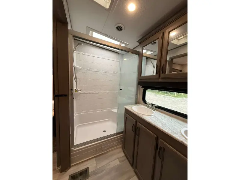 2023 COACHMEN CHAPARRAL 355FBX