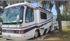 2000 Monaco SIGNATURE 42' CLASSIC RV