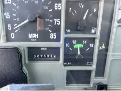 2001 INTERNATIONAL 4700