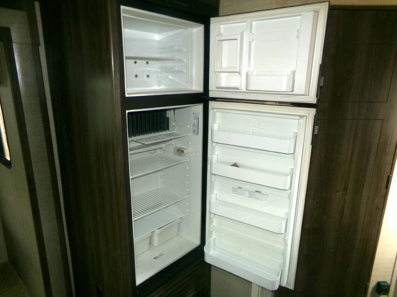 A photo of this 2017 Keystone BULLET PREMIER 30RIPR