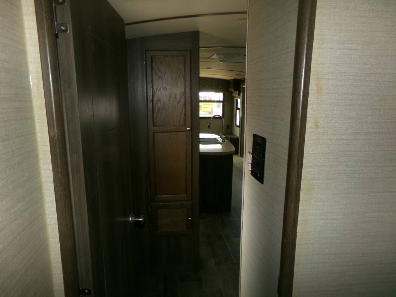 A photo of this 2017 Keystone BULLET PREMIER 30RIPR